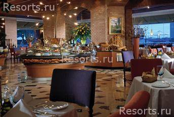 Royal Orchid Sheraton Hotel 15